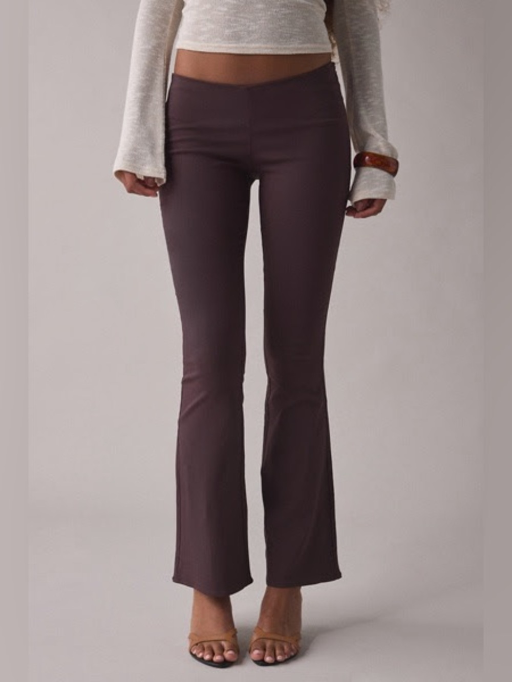 Kimchi Blue Boot Cut Low Rise Pants in brown